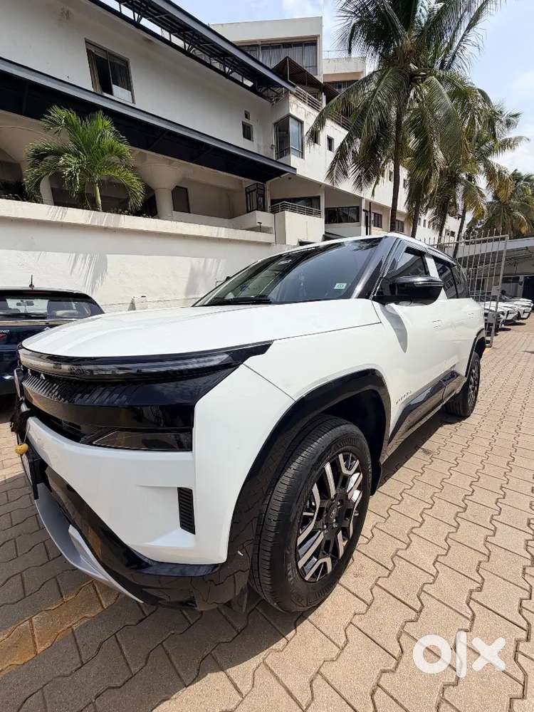 Tata Sierra Pure  Plus Petrol 2026