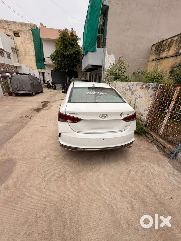 Hyundai Verna Diesel 122000 Km Driven