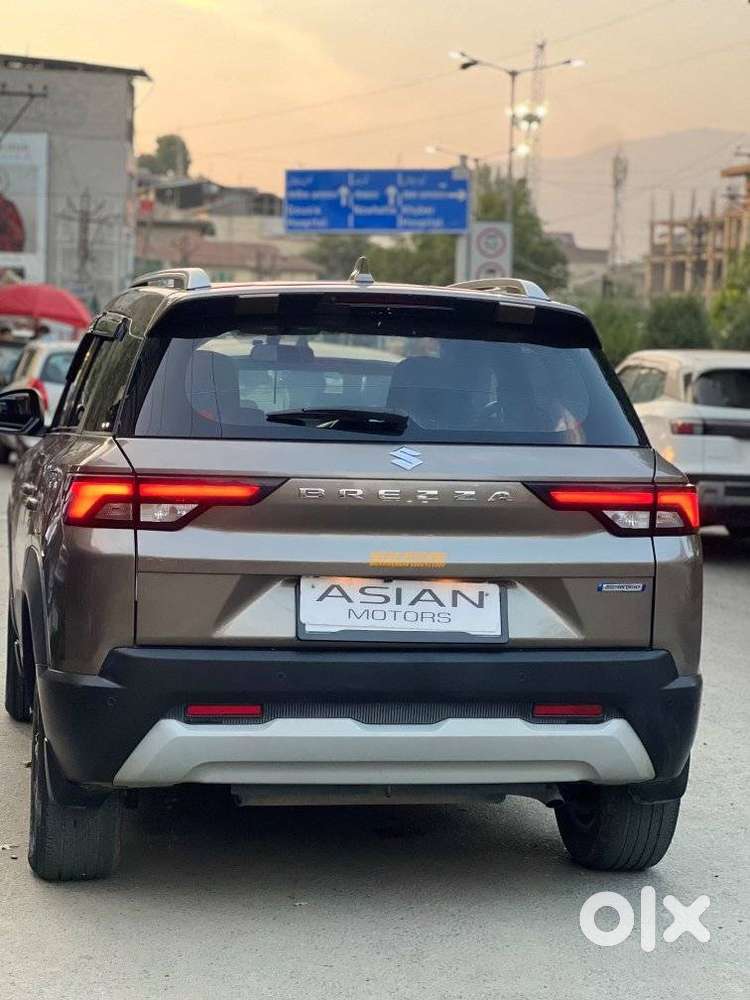 Maruti Suzuki Brezza 1.5 Zxi Plus Smart Hybrid, 2024, Petrol