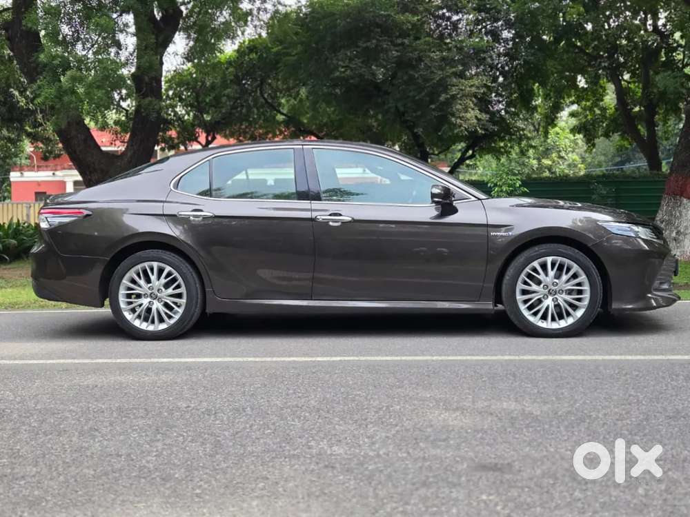 Toyota Camry Hybrid, 2021, Petrol