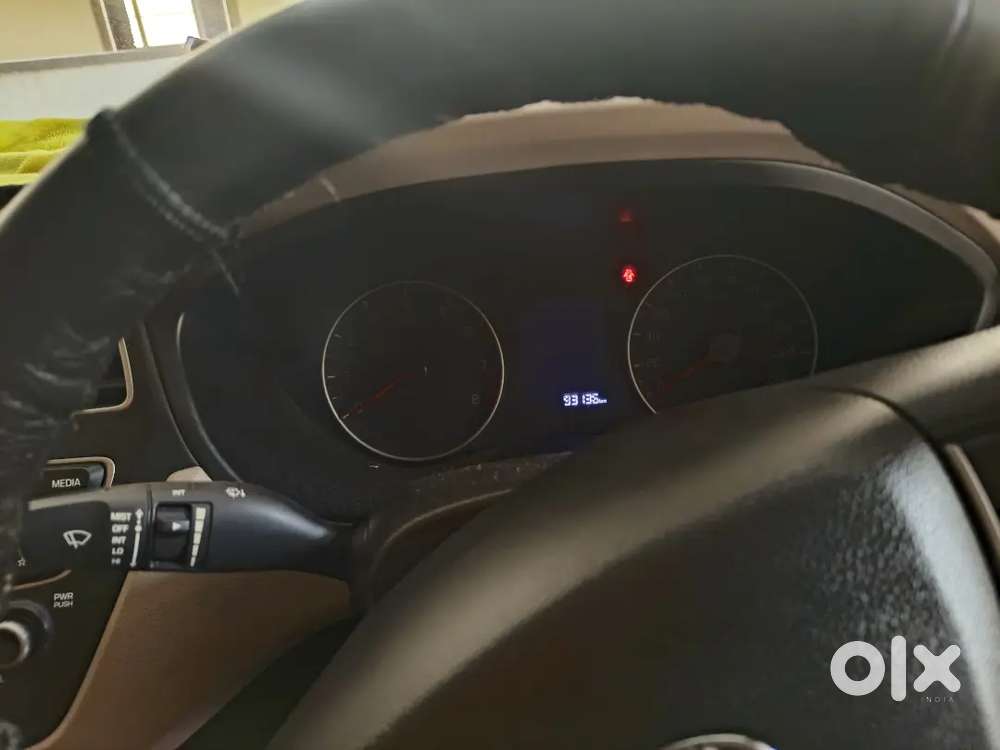 Hyundai I20 2020 Petrol 930000 Km Driven