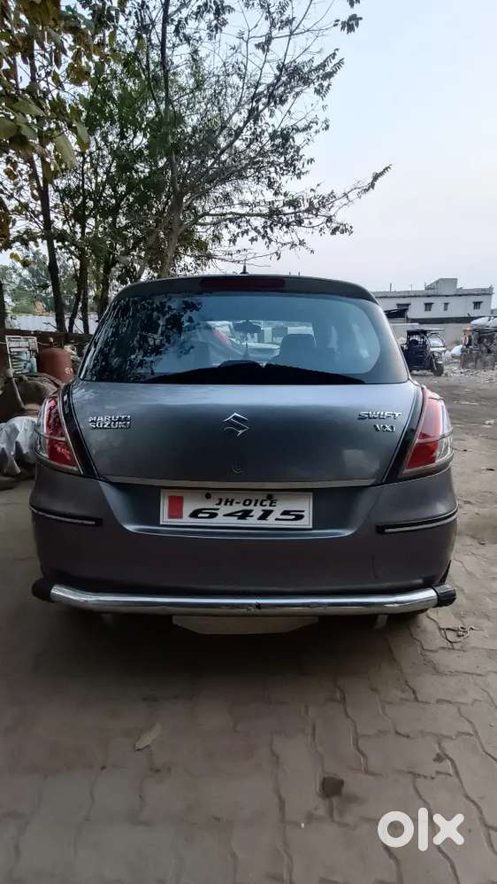 Maruti Suzuki Swift 2016 Petrol 100000 Km Driven