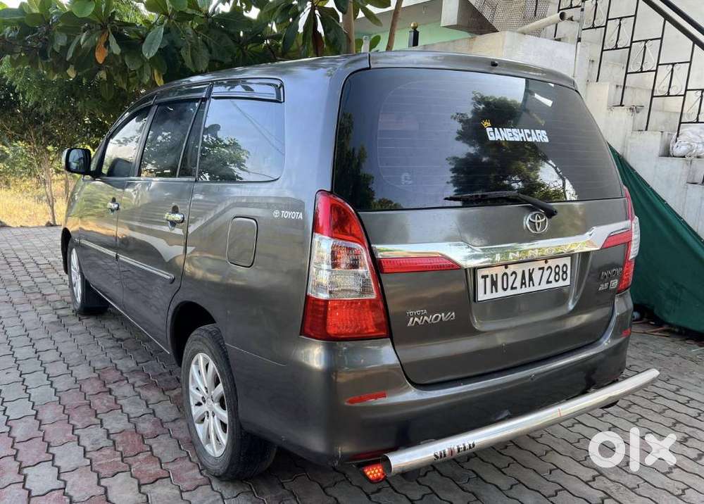 Toyota Innova 2.5 G (diesel) 8 Seater, 2010, Diesel