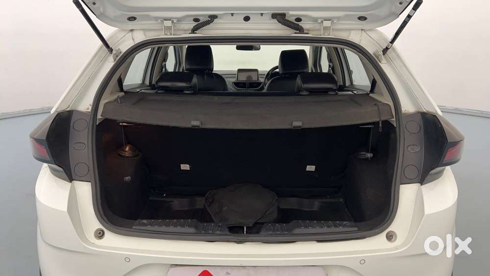 Tata Altroz 1.2 Xz Plus I-turbo, 2022, Petrol