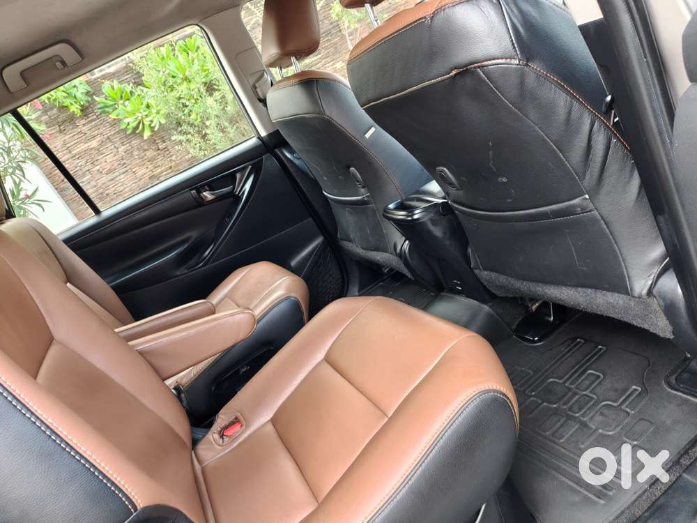Toyota Innova Crysta 2.8 Gx At, 2017, Diesel