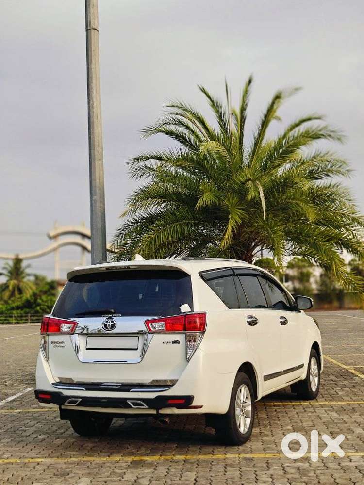 Toyota Innova Crysta 2.4 V, 2018, Diesel