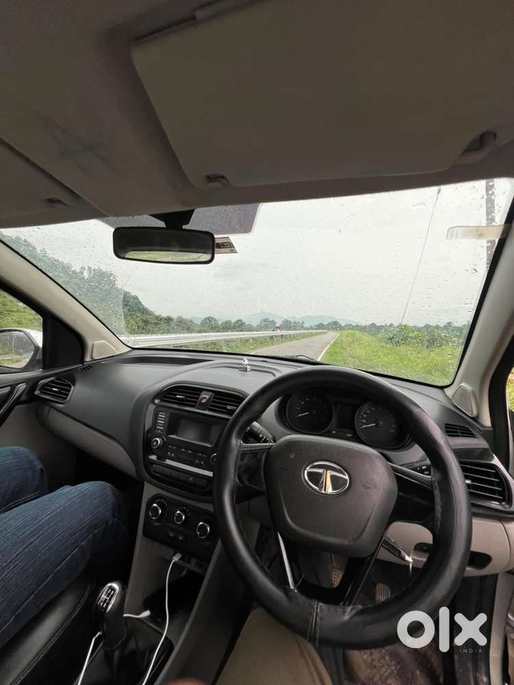 Tata Tiago Petrol 2018