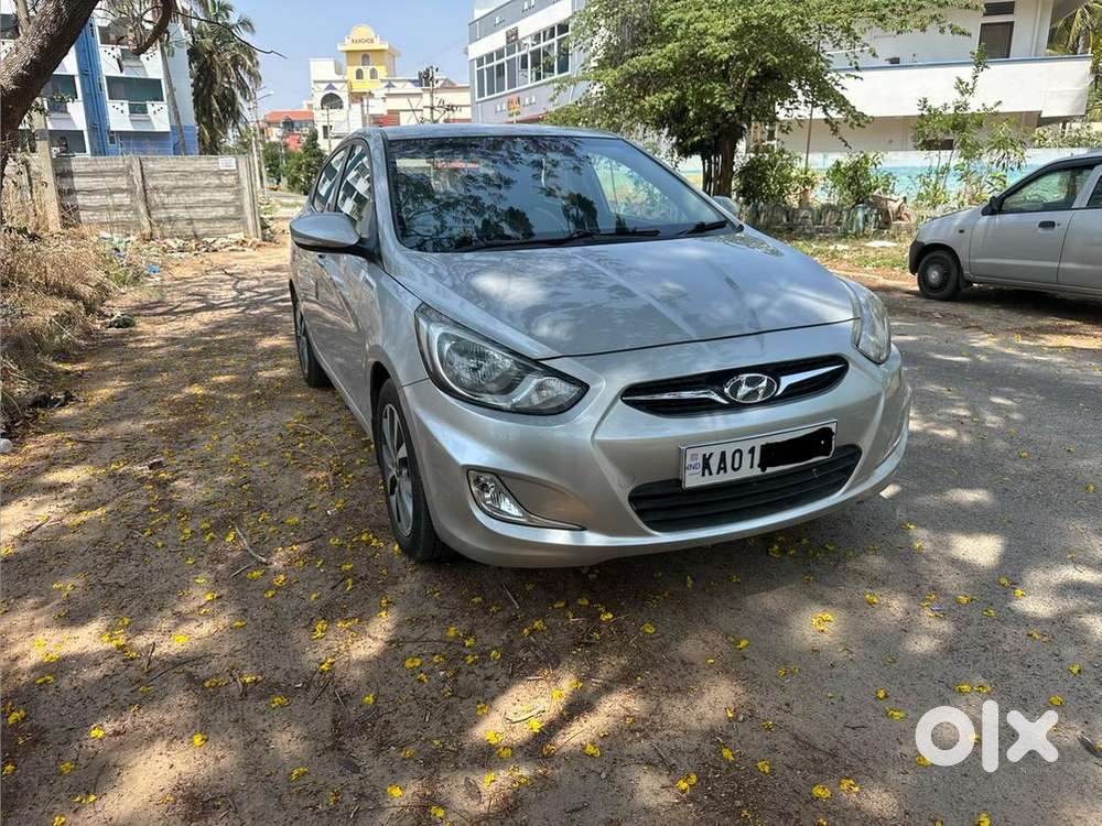 Hyundai Fluidic Verna 2014 Petrol 65800 Km Driven