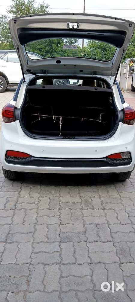Hyundai Elite I20 Sportz Plus Cvt, 2019, Petrol