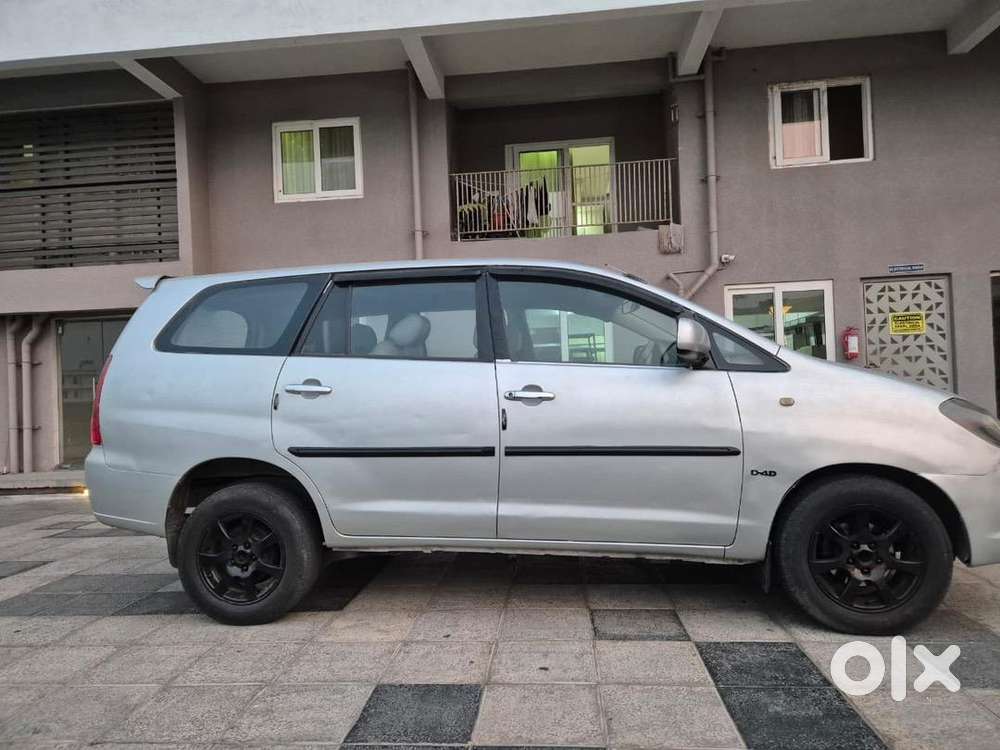 Toyota Innova 2007 Diesel Well Maintained