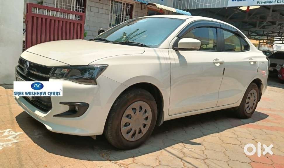 Maruti Suzuki Dzire Vxi Ags, 2025, Petrol