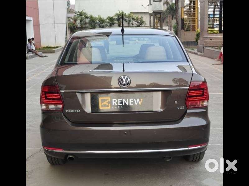Volkswagen Vento 1.2 Tsi Highline Plus At, 2015, Petrol