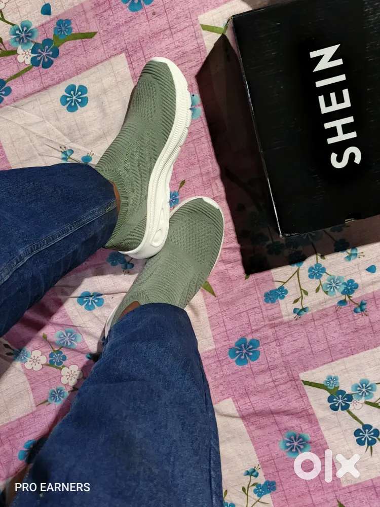 SHEIN Shoes &ndash; Mint Condition