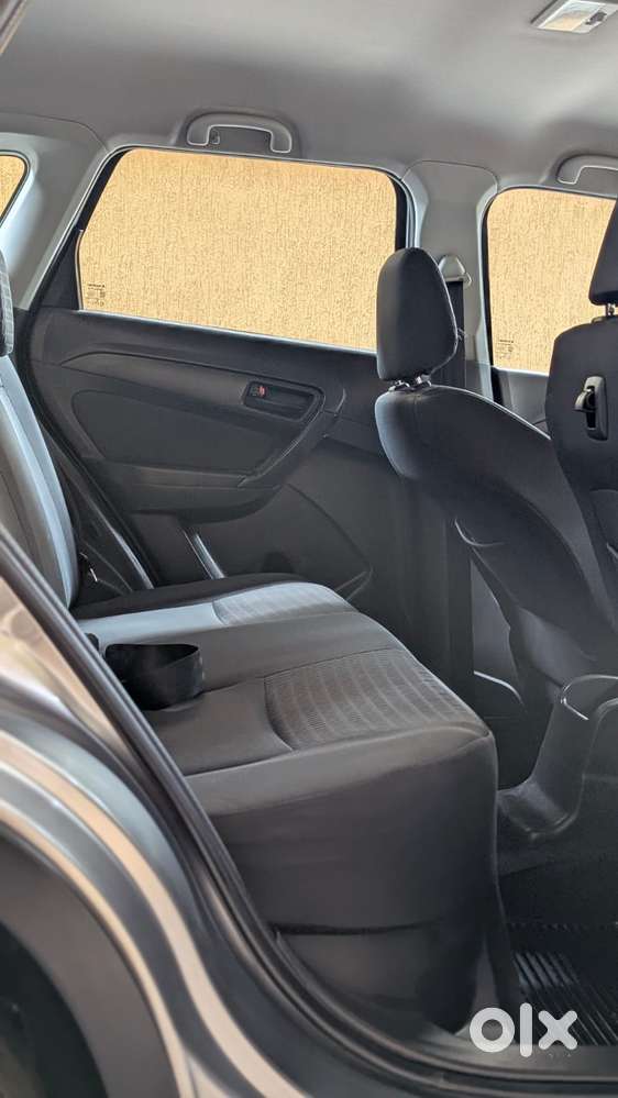 Maruti Suzuki Vitara Brezza Vdi Mt, 2018, Diesel