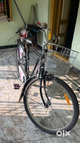 Lady bird on sale cycle olx