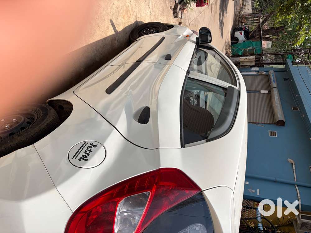 Hyundai Eon 2012 Petrol Well Maintained