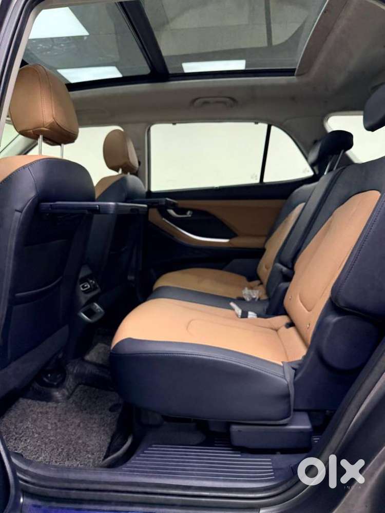 Hyundai Alcazar Signature 1.5 Petrol Dct 7str, 2025, Petrol