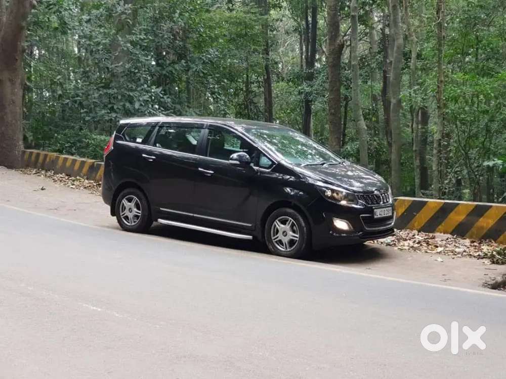 Mahindra Marazzo Well Maintained