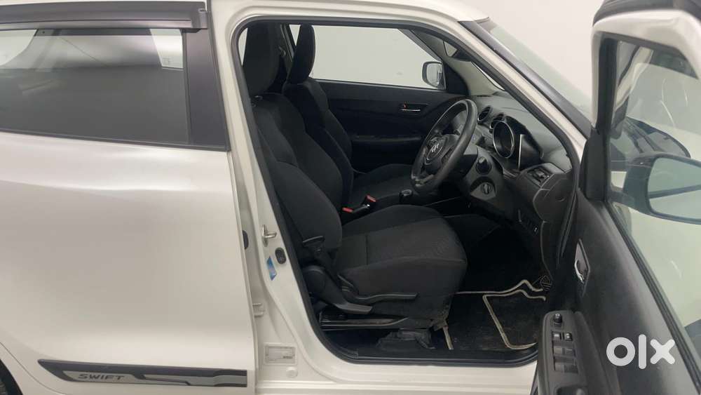 Maruti Suzuki Swift Amt Vvt Vxi, 2022, Petrol