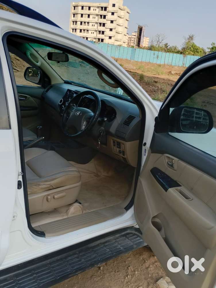 Toyota Fortuner 3.0 4x2 Automatic, 2012, Diesel