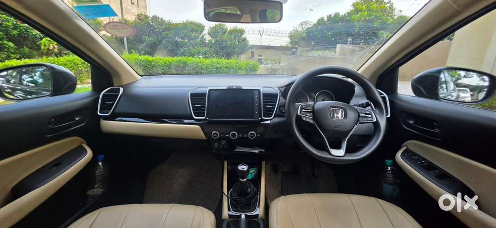 Honda City 1.5 V 2022