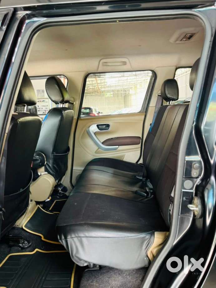 Mahindra Tuv 300 T8 Amt (automatic), 2016, Diesel