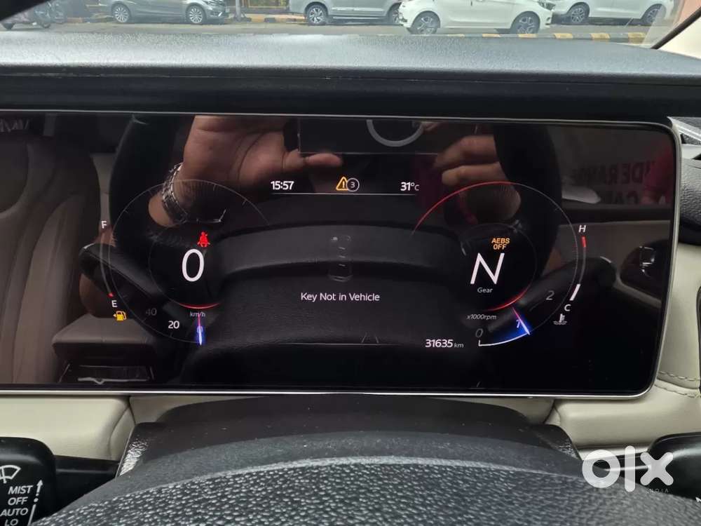Mahindra Xuv700 2.2 Ax 7 Diesel Mt Luxury Pack Str, 2026, Diesel