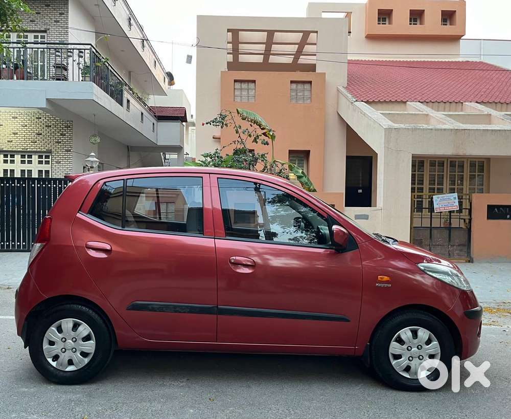 Hyundai I10 Sportz At, 2010, Petrol