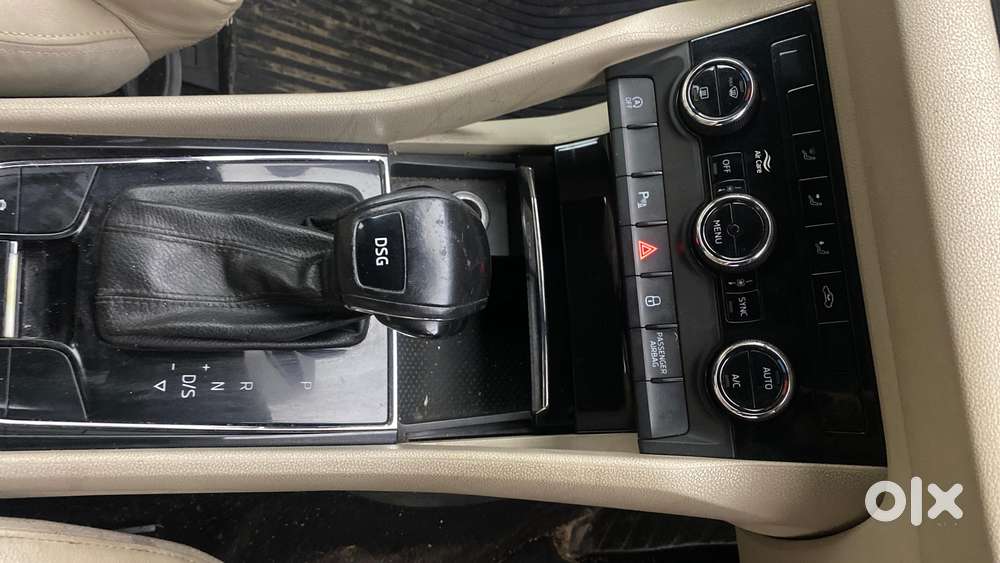 Skoda Karoq 1.5 Style At, 2020, Petrol