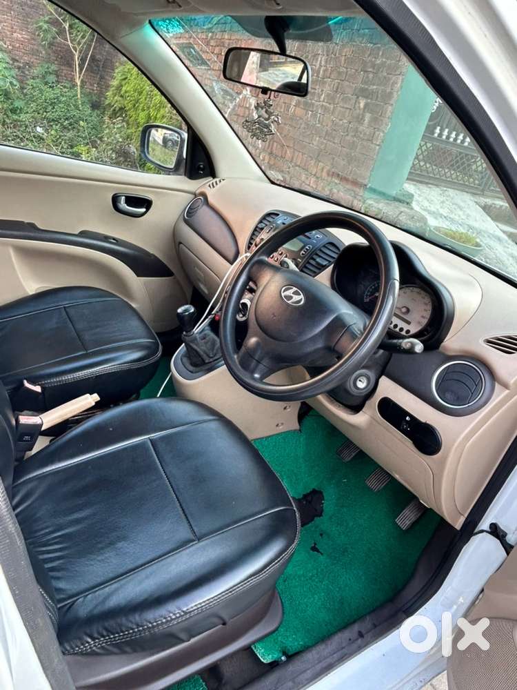 Hyundai I10 Sportz Petrol 2010