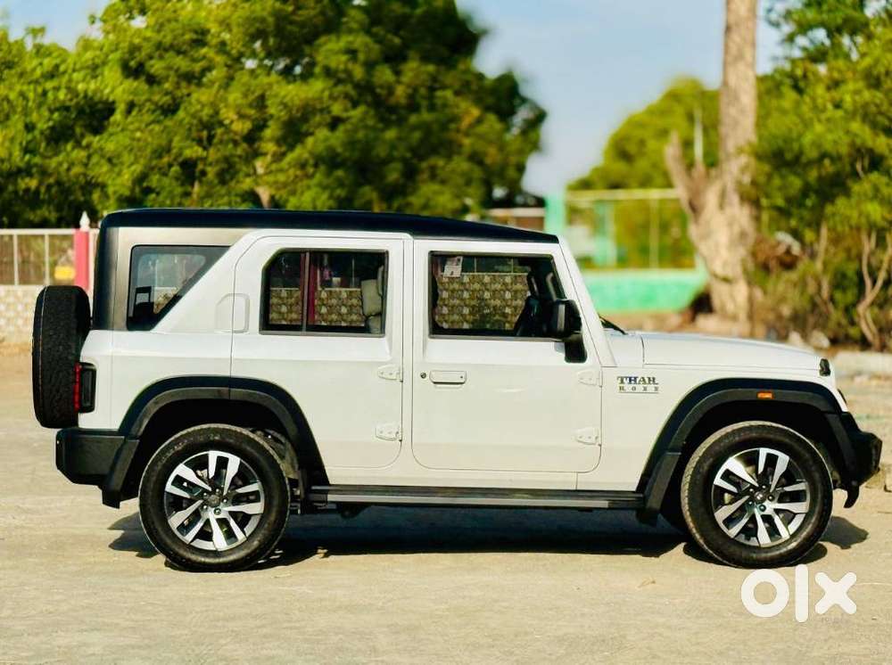 Mahindra Xuv700 2.2 Ax 7 Diesel Mt Luxury Pack Str, 2025, Diesel