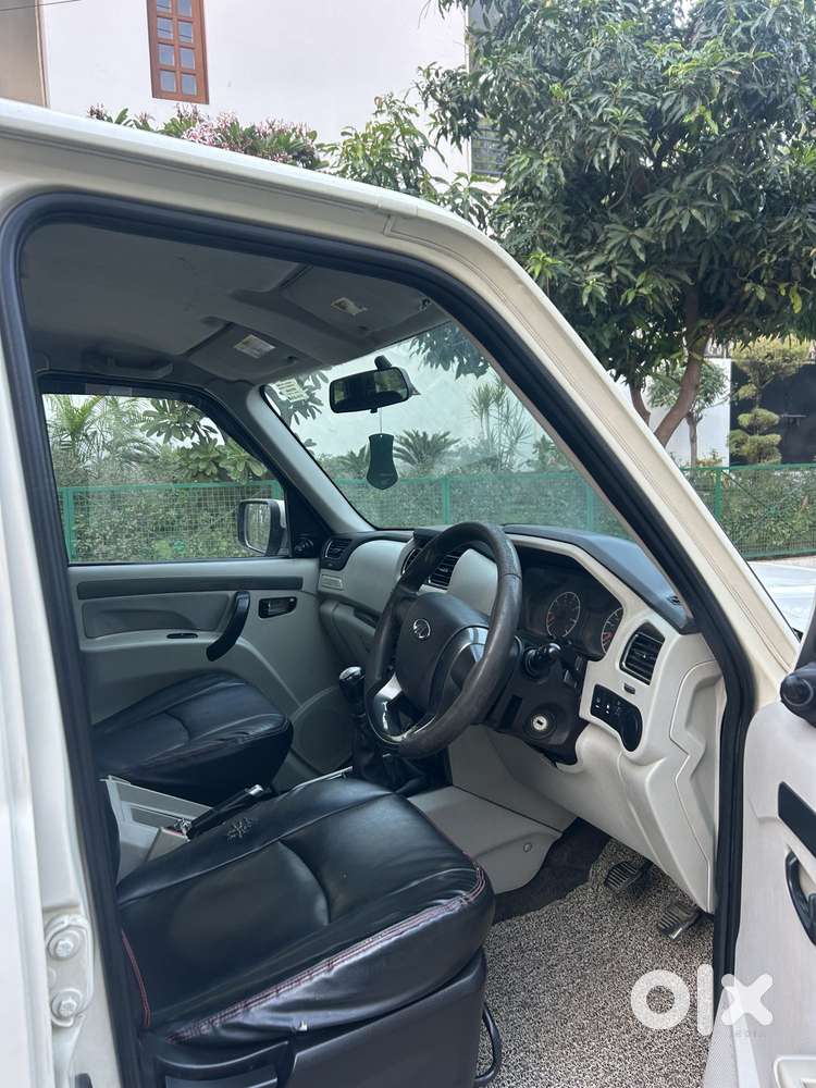 Mahindra Scorpio Classic 2.2 S 11 Mt 7 Str, 2016, Diesel