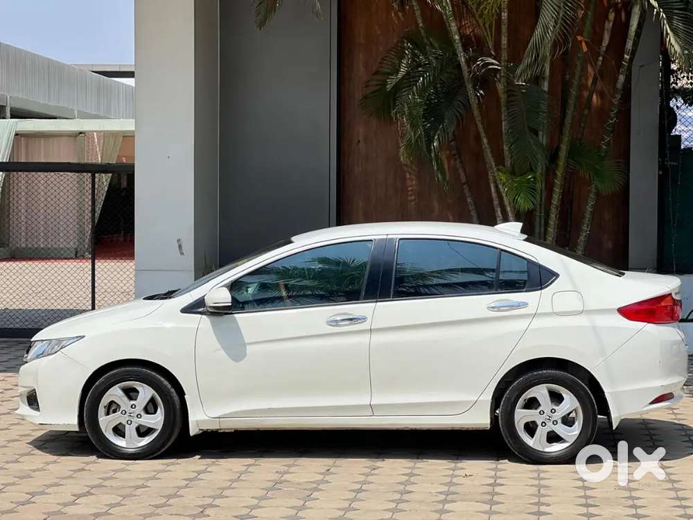 Honda City 2016 Diesel Well Maintained