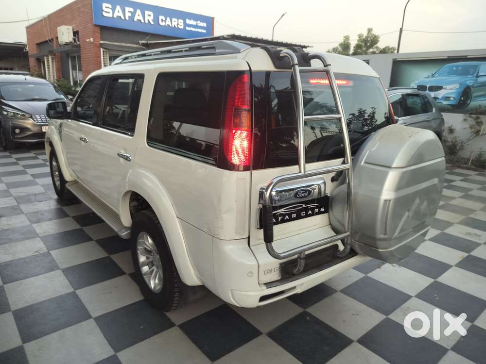 Ford Endeavour Titanium 2.2 4x2, 2013, Diesel