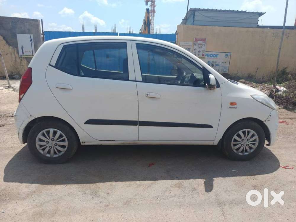 Hyundai I10 Sportz 1.1l, 2016, Petrol
