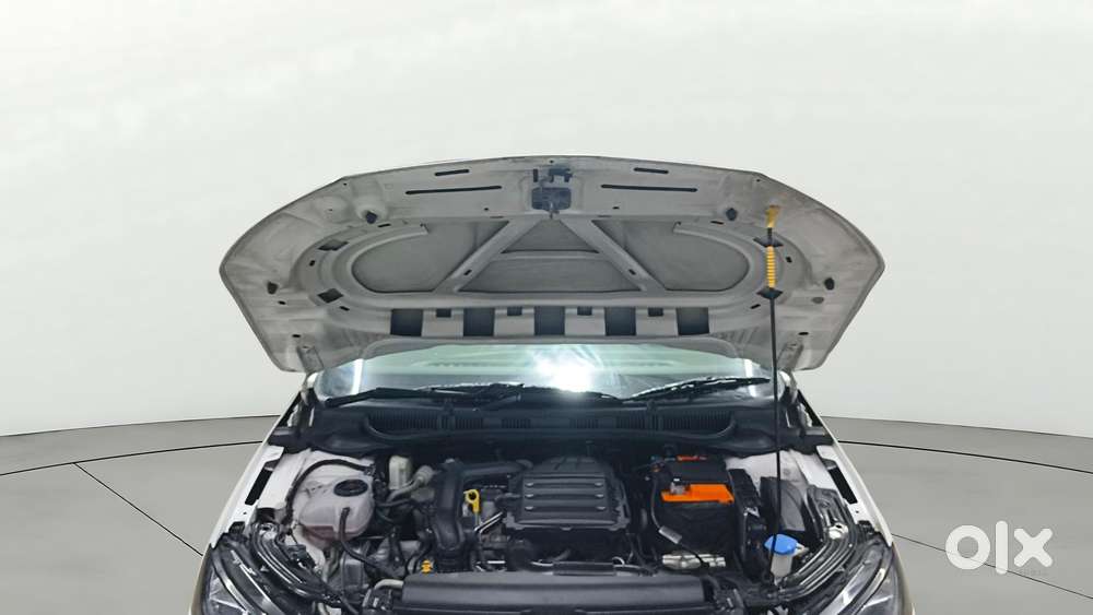Skoda Slavia 1.0 Ambition Tsi, 2022, Petrol