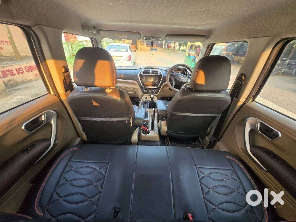 Mahindra Tuv 300 Mhawk100 T8, 2018, Diesel