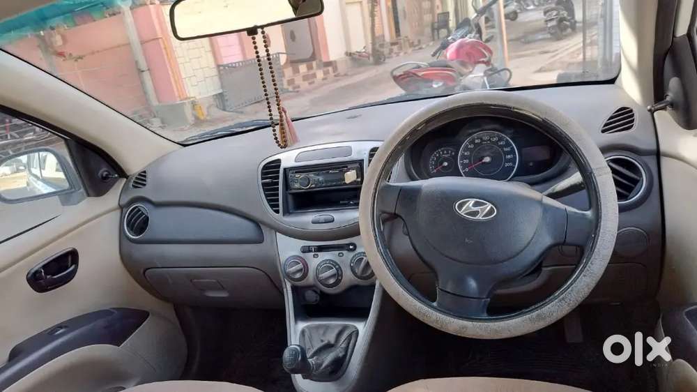 Hyundai I10 2011 Cng & Hybrids Well Maintained