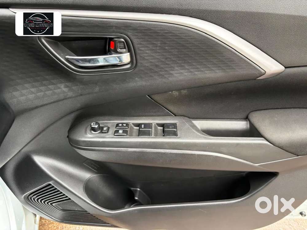 Maruti Suzuki Swift Amt Zxi, 2024, Petrol