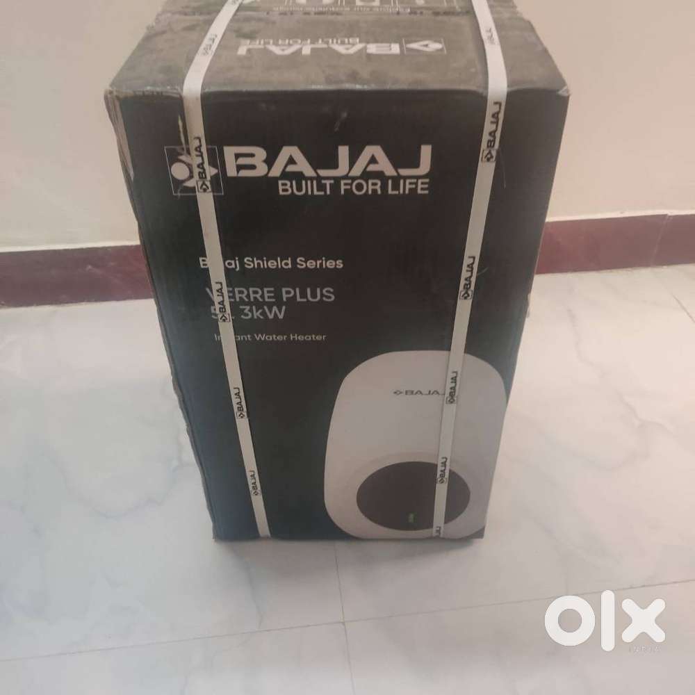Unused, unpacked Bajaj Geyser