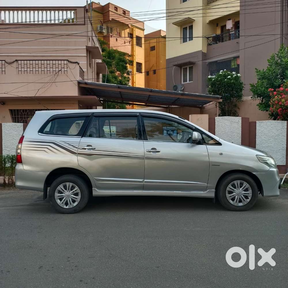Toyota Innova 2.5 G (diesel) 8 Seater, 2014, Diesel