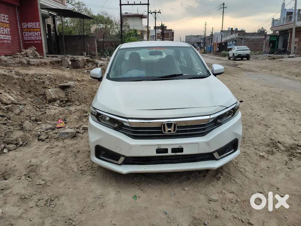 Honda Amaze 2022 Cng & Hybrids 70000 Km Driven