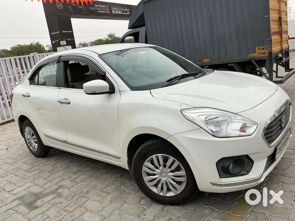 Maruti Suzuki Swift Dzire 1.2 Vxi Bsiv, 2018, Petrol