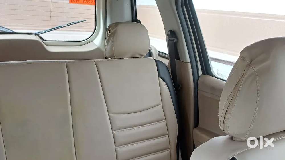 Mahindra Tuv 300 2017