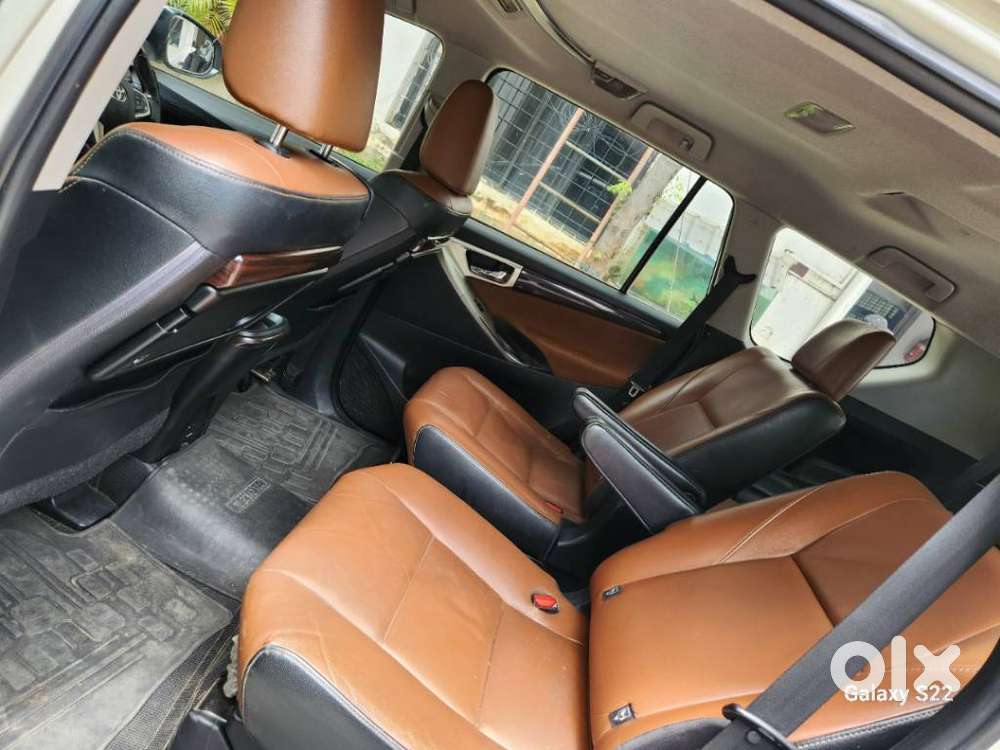 Toyota Innova Crysta 2.8 Gx At, 2016, Diesel