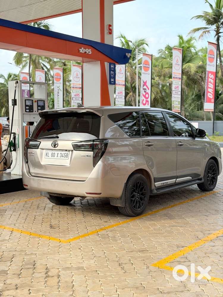 Toyota Innova Crysta 2019