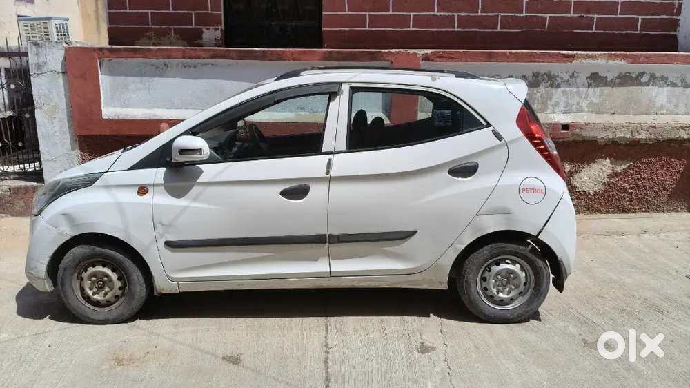 Hyundai Eon 2017 Petrol 58500 Km Driven