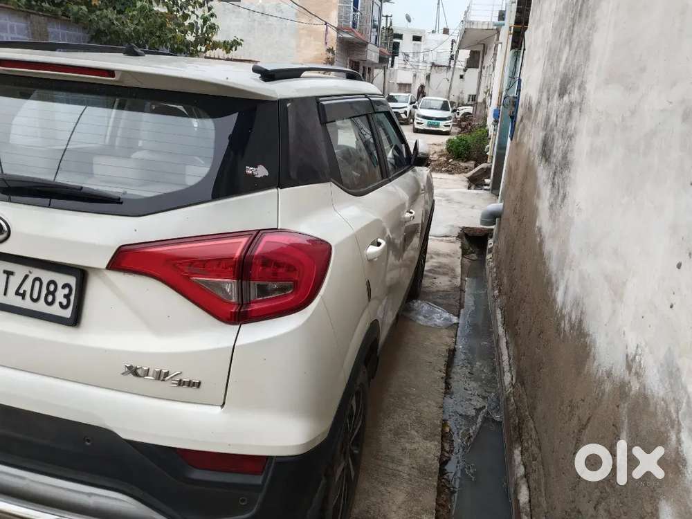 Mahindra Xuv300 2021 1st Owner