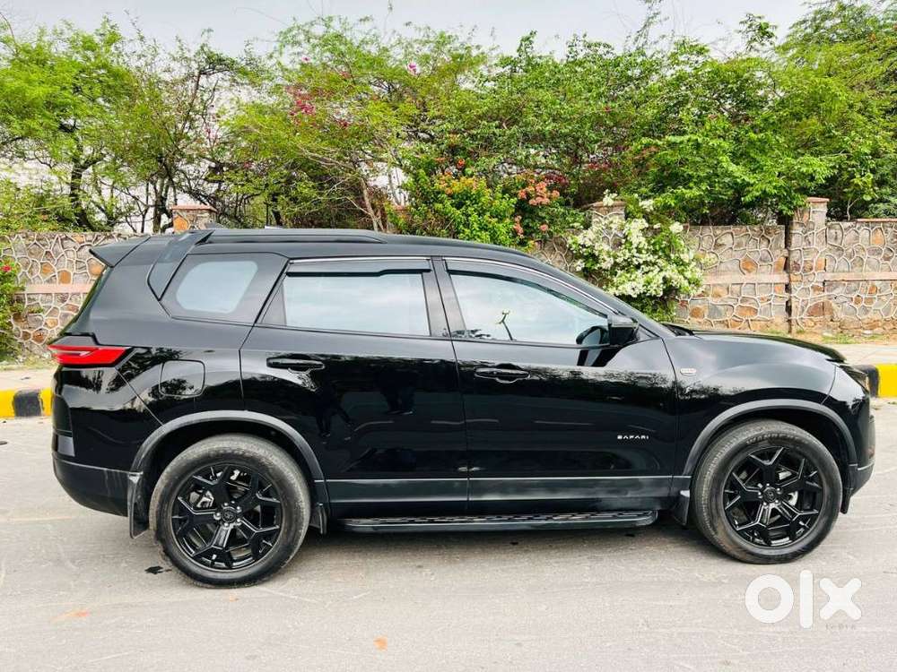 Tata Safari Accomplished X Plus 7 Str Dark Edition, 2026, Diesel