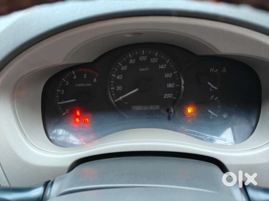 Toyota Innova 2.5 G (diesel) 8 Seater, 2014, Diesel